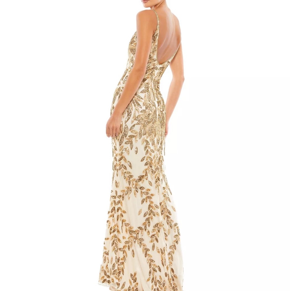 Mac Duggal EMBELLISHED LEAF EVENING GOWN - Picture 2 of 2